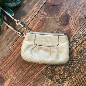 COACH small wristlet/money pouch authentic